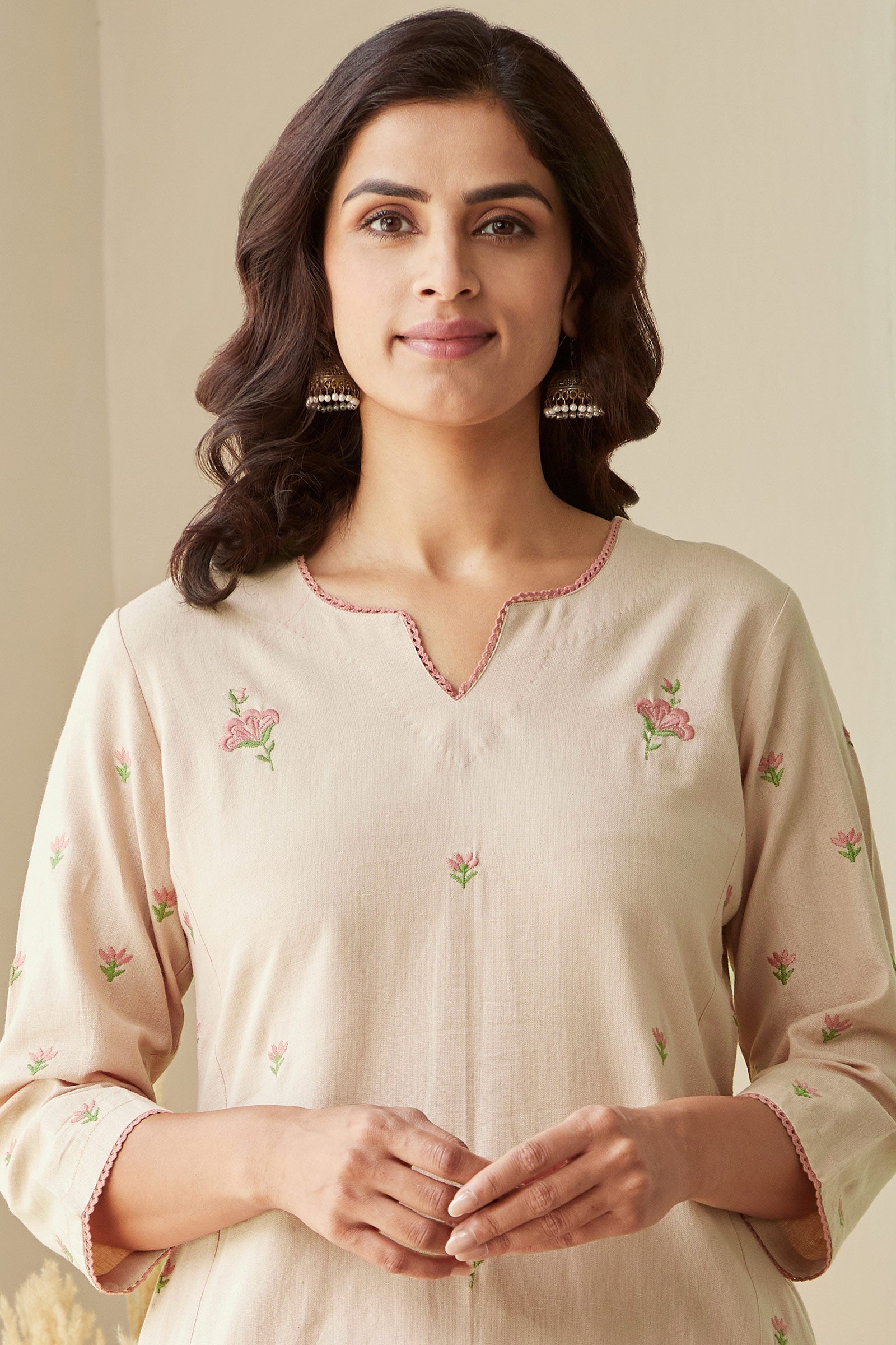 Nazm Mahnoor Kurta - Image 2