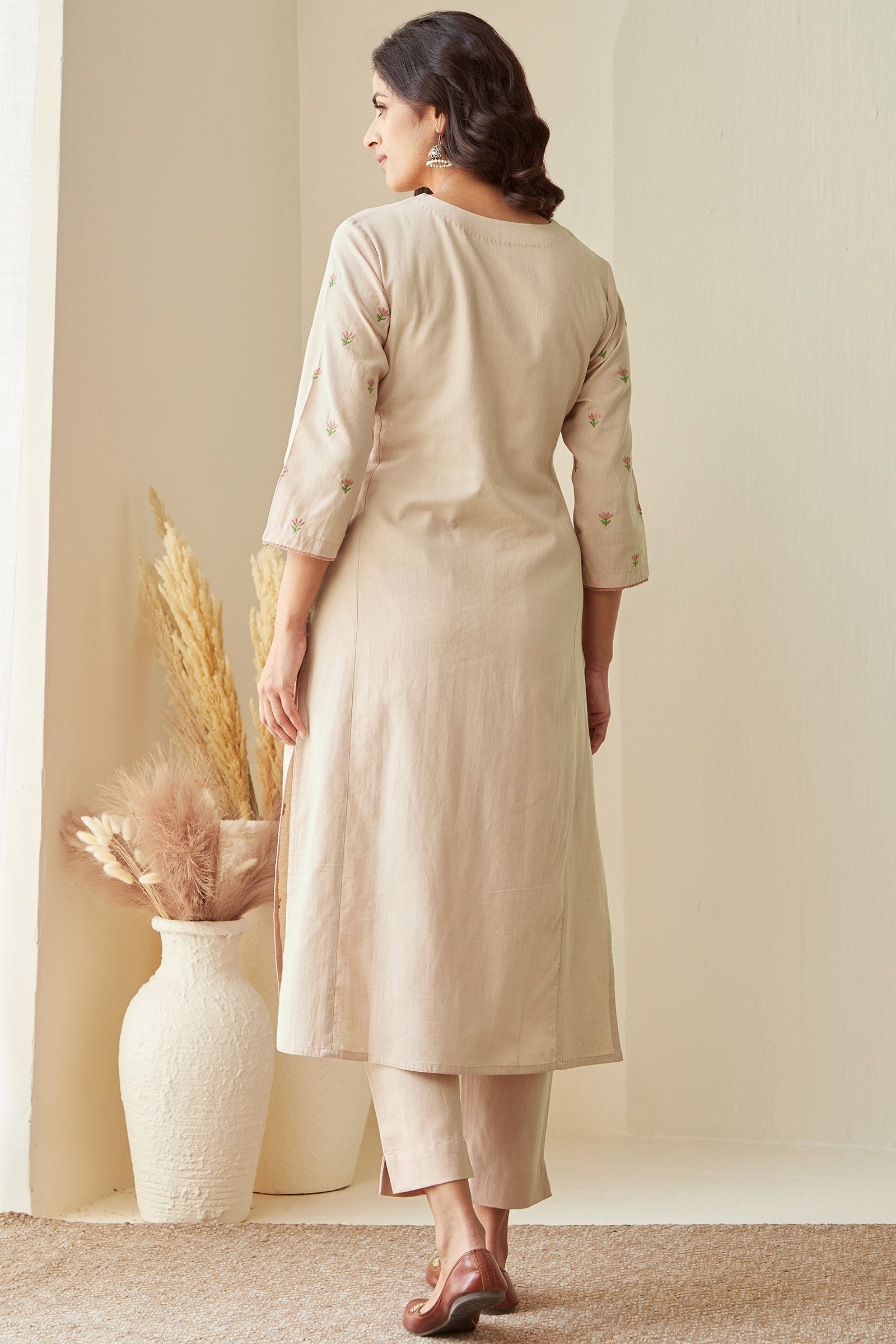 Nazm Mahnoor Kurta - Image 7